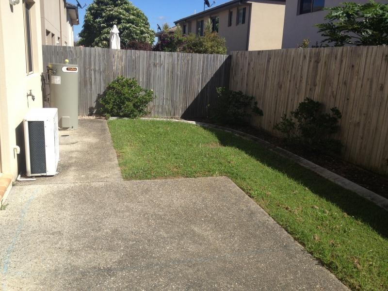 36-50 Johnston Street, Carina QLD 4152