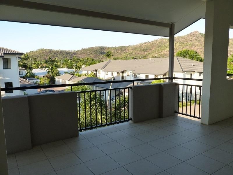 1 / 6-24 Henry Street, West End QLD 4810