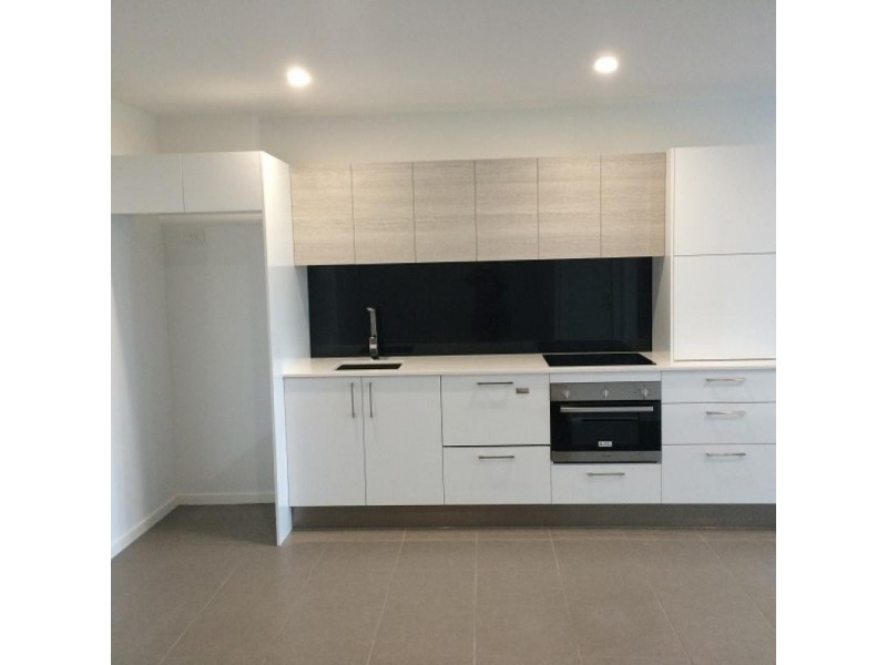 UNIT 1318/ 8 WATERFORD COURT, Bundall QLD 4217