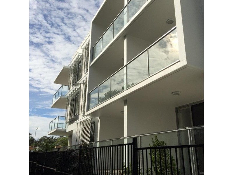 UNIT 1318/ 8 WATERFORD COURT, Bundall QLD 4217