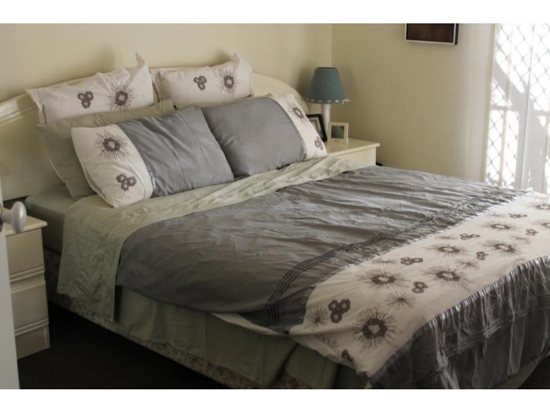 Chevron Island QLD 4217