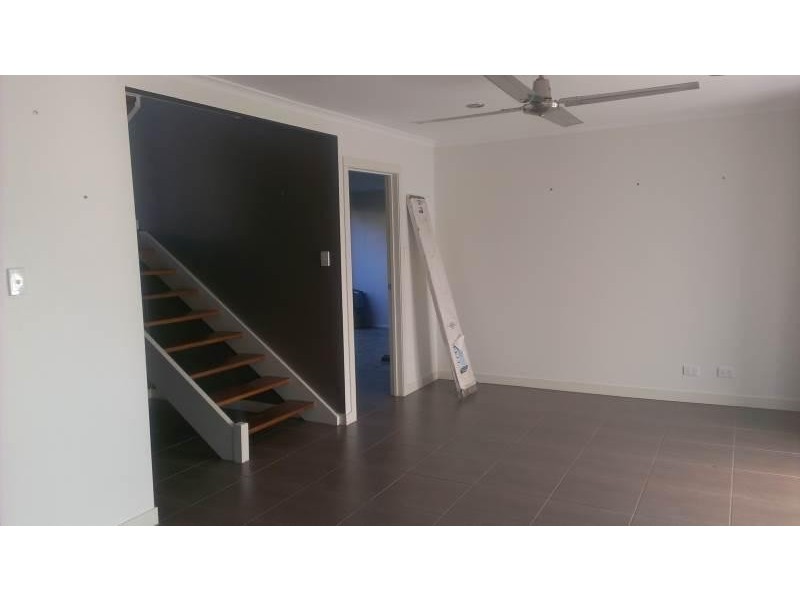 25 Esplanade, Point Vernon QLD 4655