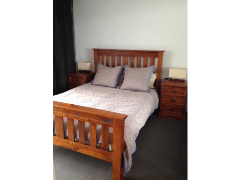 30 Macrossan Street, Brisbane QLD 4000