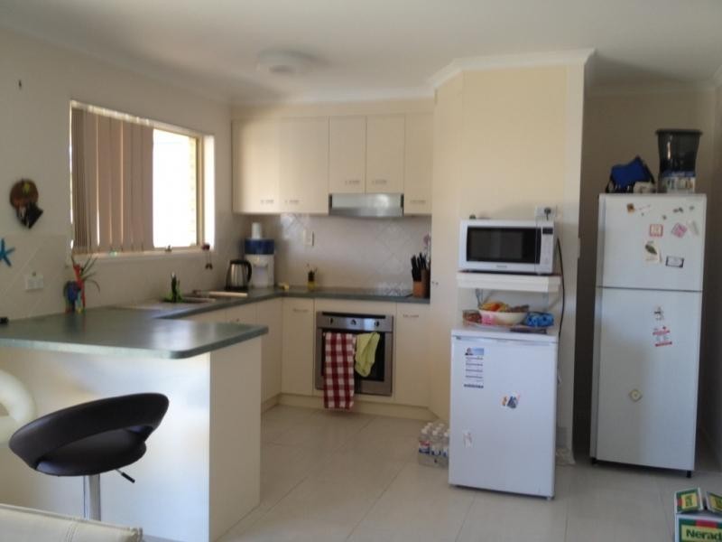 198 Pulgul Street, Urangan QLD 4655