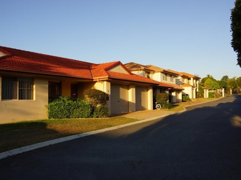 196 Hellawell Road, Sunnybank Hills QLD 4109