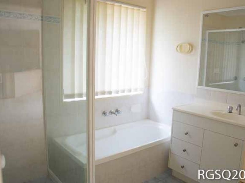 196 Hellawell Road, Sunnybank Hills QLD 4109