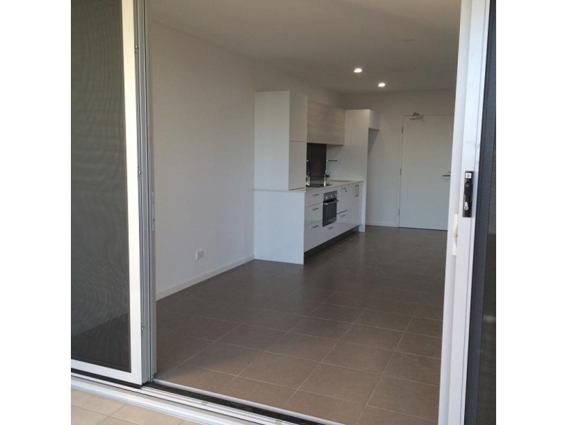 UNIT 1318 / 8 WATERFORD COURT, Bundall QLD 4217