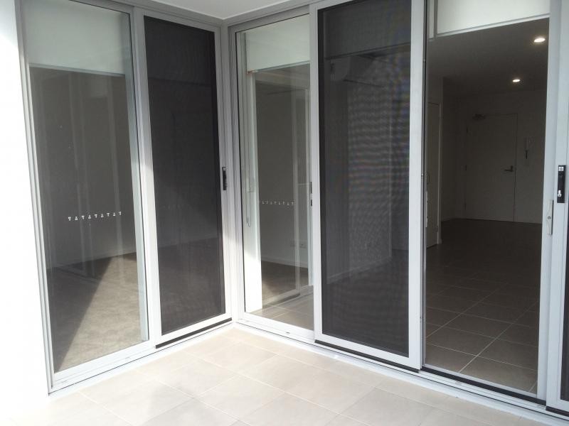 UNIT 1105/ 8 WATERFORD COURT, Bundall QLD 4217