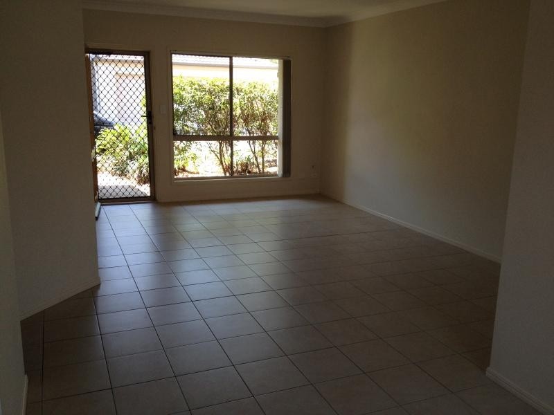 55 Johnston Street, Carina QLD 4152