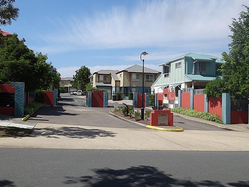 48/11 Oakmont Avenue, Oxley QLD 4075