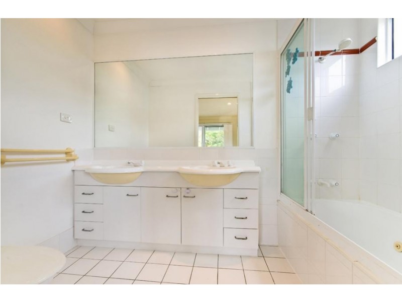 45/35 Miawela Street, Norman Park QLD 4170