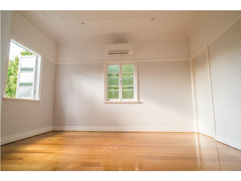 1/43 Holland Rd, Holland Park QLD 4121