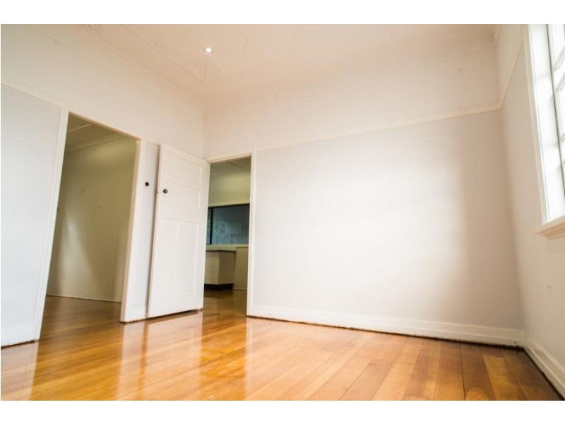 1/43 Holland Rd, Holland Park QLD 4121