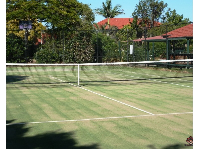 23 Tristan Court, Benowa QLD 4217