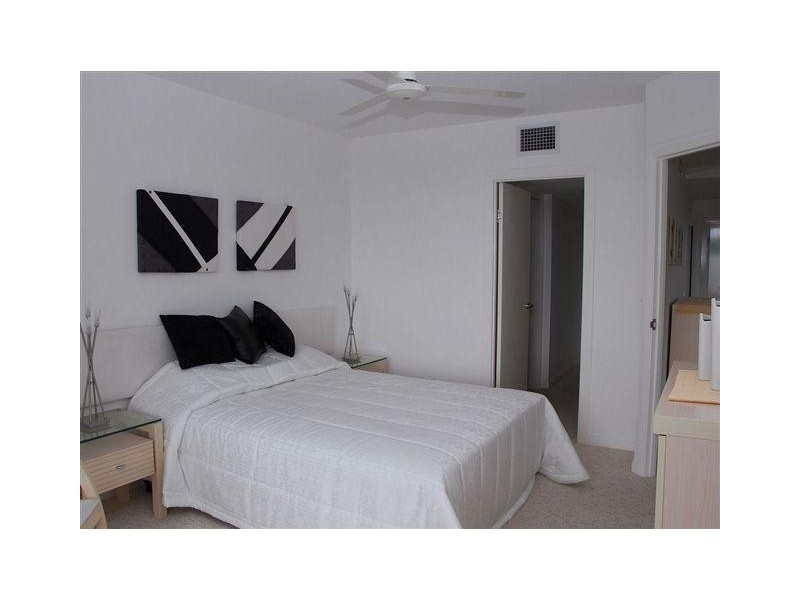 unit 101 / 241 Esplanade, Pialba QLD 4655