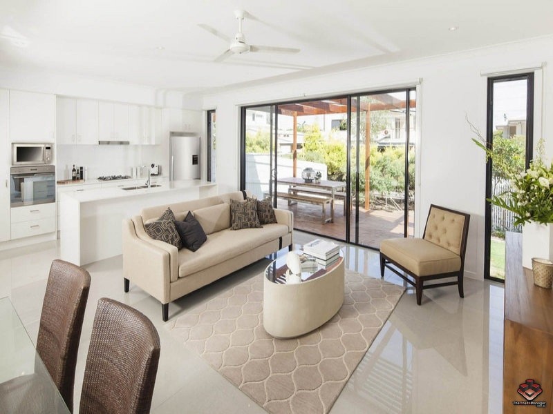 7/323 Bayview street, Runaway Bay QLD 4216