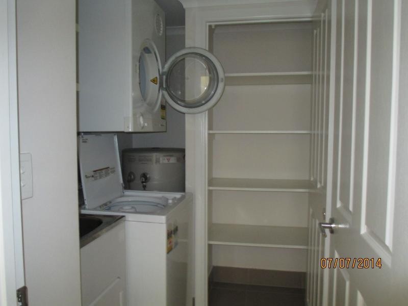 72 / 42 Warburton Street, North Ward QLD 4810