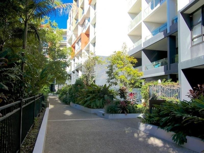 326 / 10 Pidgeon Close, West End QLD 4101