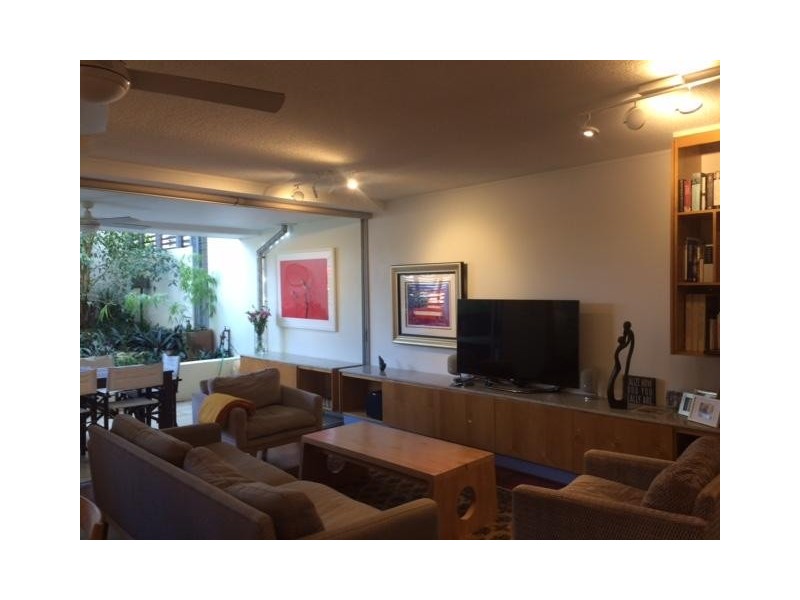 24 / 8-12 macquarie street, Teneriffe QLD 4005