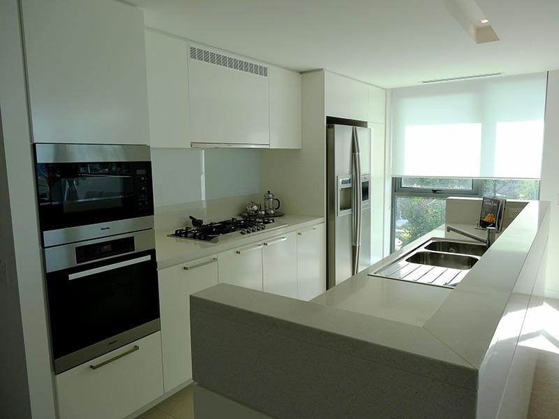 323 Bayview Street, Hollywell QLD 4216