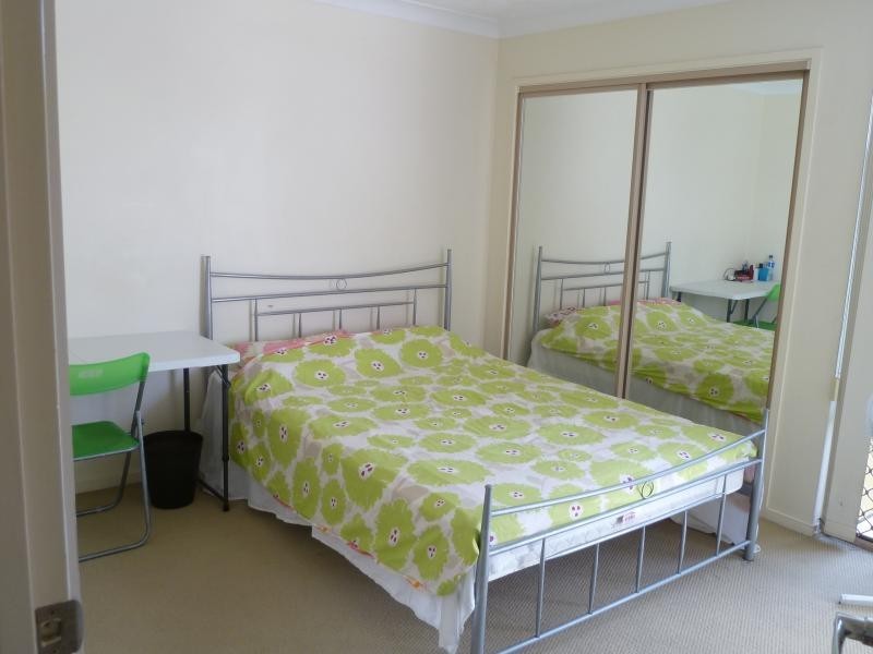 18 Mascar Street, Upper Mount Gravatt QLD 4122