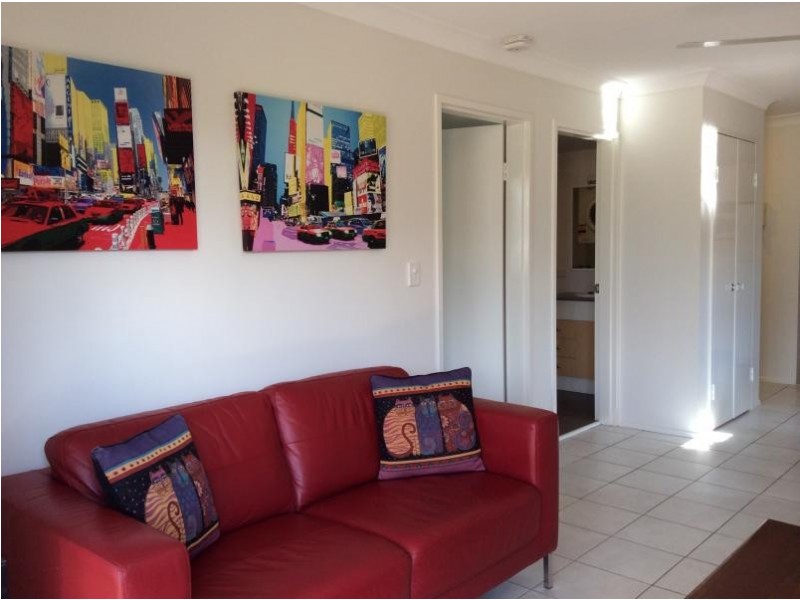 100/300 Sir Fred Schonell Drive, St Lucia QLD 4067
