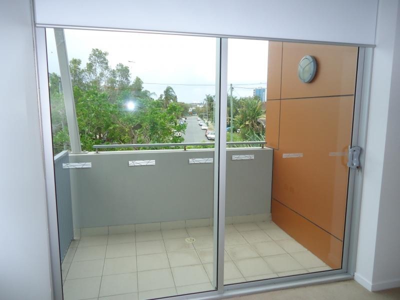 53 Darrambal, Chevron Island QLD 4217