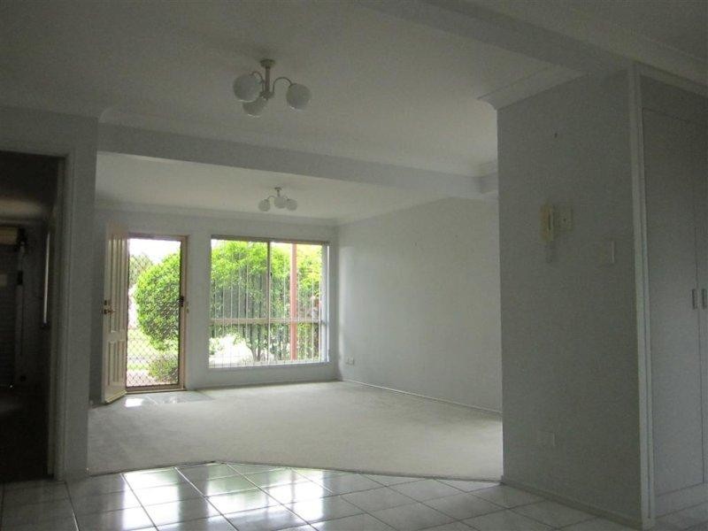 121 Golden Ave, Calamvale QLD 4116