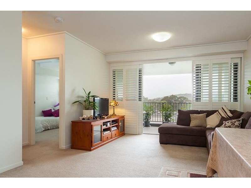 4041/16 Surbiton Court, Carindale QLD 4152