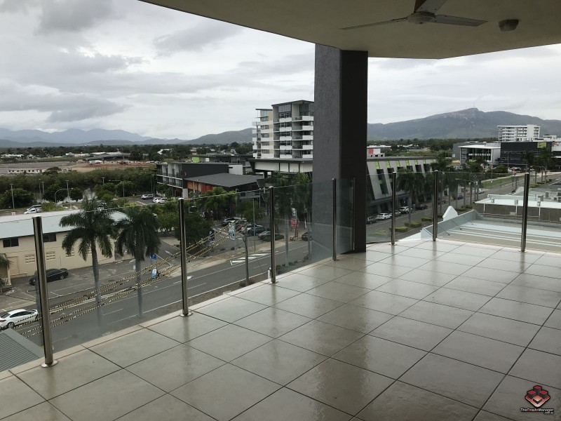 330 Sturt Street, Townsville City QLD 4810