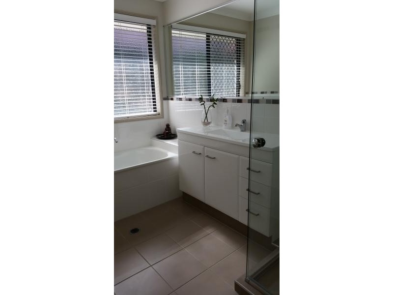 Augustine Heights QLD 4300