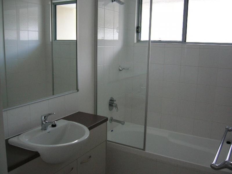 95 Lexey Crescent, Wakerley QLD 4154