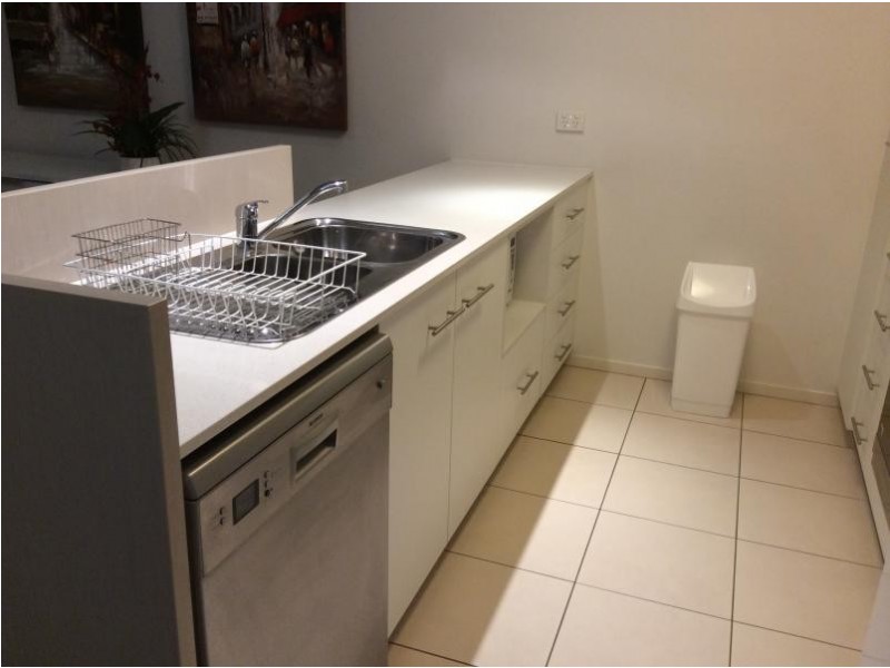 16 Surbiton Court, Carindale QLD 4152