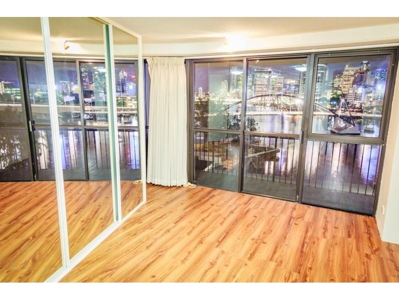 15/21 Dock St, South Brisbane QLD 4101