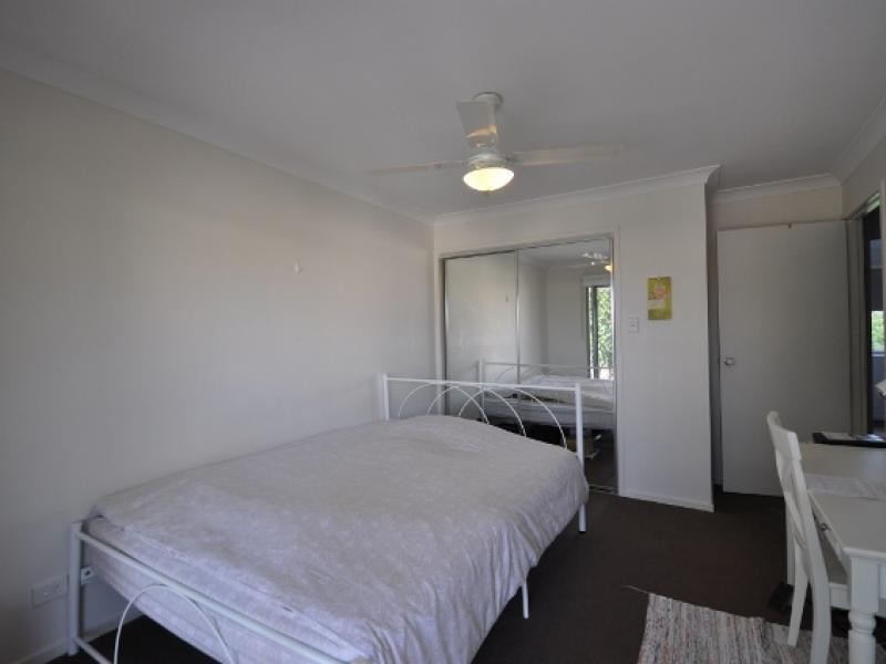 130 Jutland Street, Oxley QLD 4075