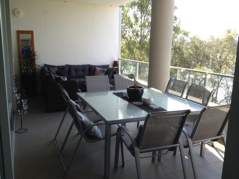 104/205 King Arthur Terrace, Tennyson QLD 4105