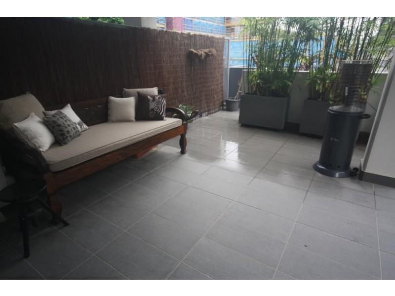 28 Ferry Rd, West End QLD 4101