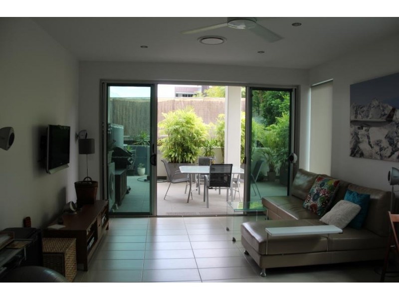 28 Ferry Rd, West End QLD 4101