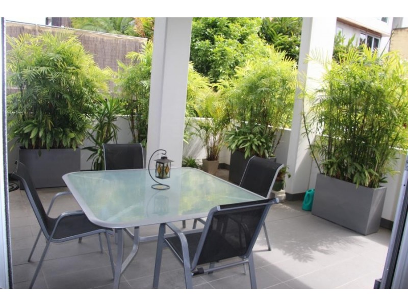 28 Ferry Rd, West End QLD 4101