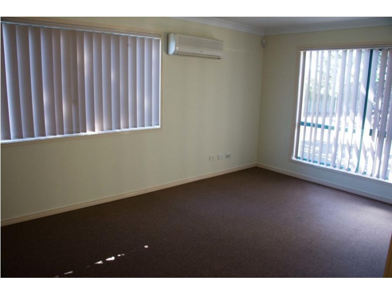 19 Hillcrest, Sunnybank Hills QLD 4109