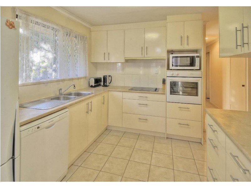 18 Jales St, Sunnybank Hills QLD 4109