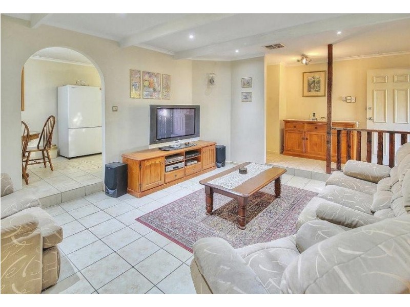 18 Jales St, Sunnybank Hills QLD 4109