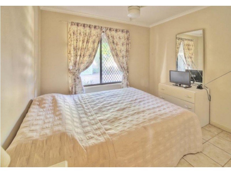 18 Jales St, Sunnybank Hills QLD 4109