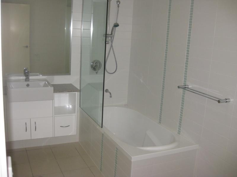 82 / 59 Keating St, Indooroopilly QLD 4068