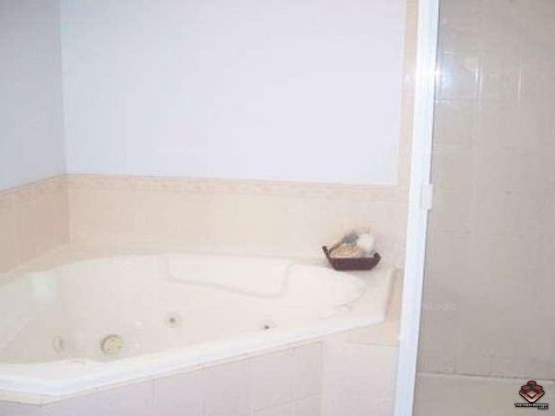 Camira QLD 4300