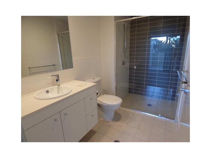 1033 / 16 Surbiton Court, Carindale QLD 4152