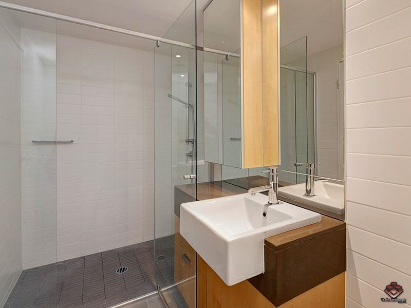 302/10 Pidgeon Close, West End QLD 4101