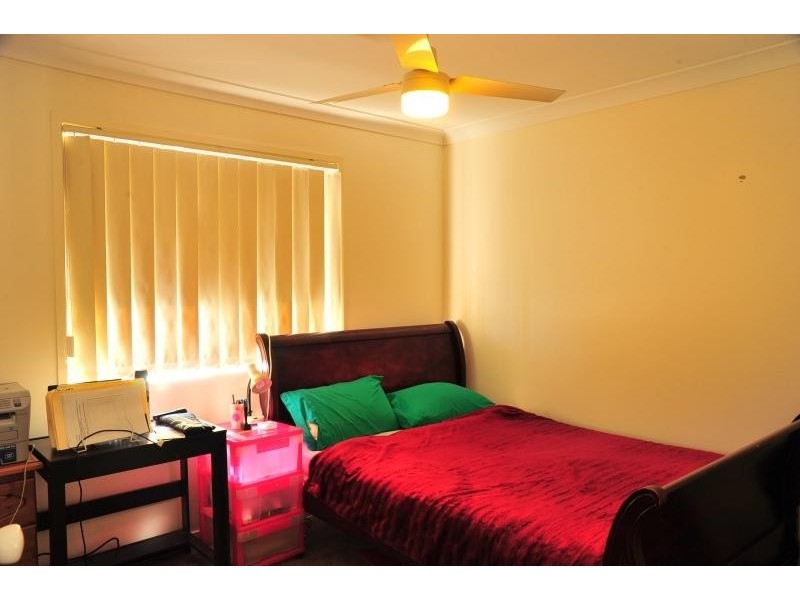 2/8 Earnshaw Street, Calamvale QLD 4116