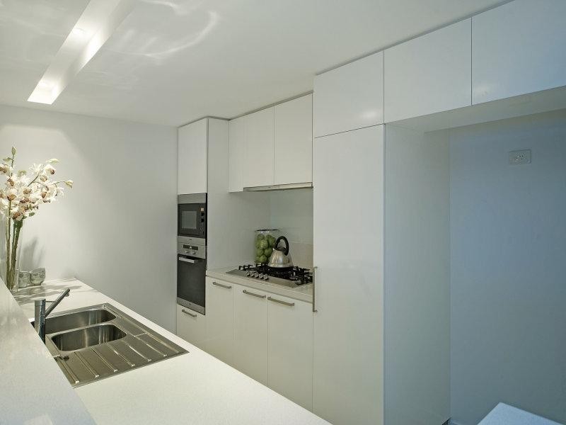 4502/323 Bayview Street, Runaway Bay QLD 4216