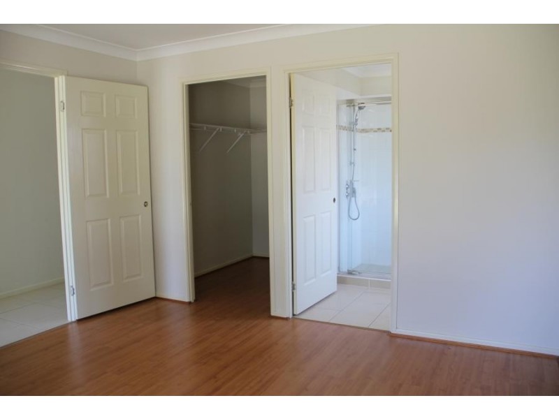 60 Rockfield Road, Doolandella QLD 4077